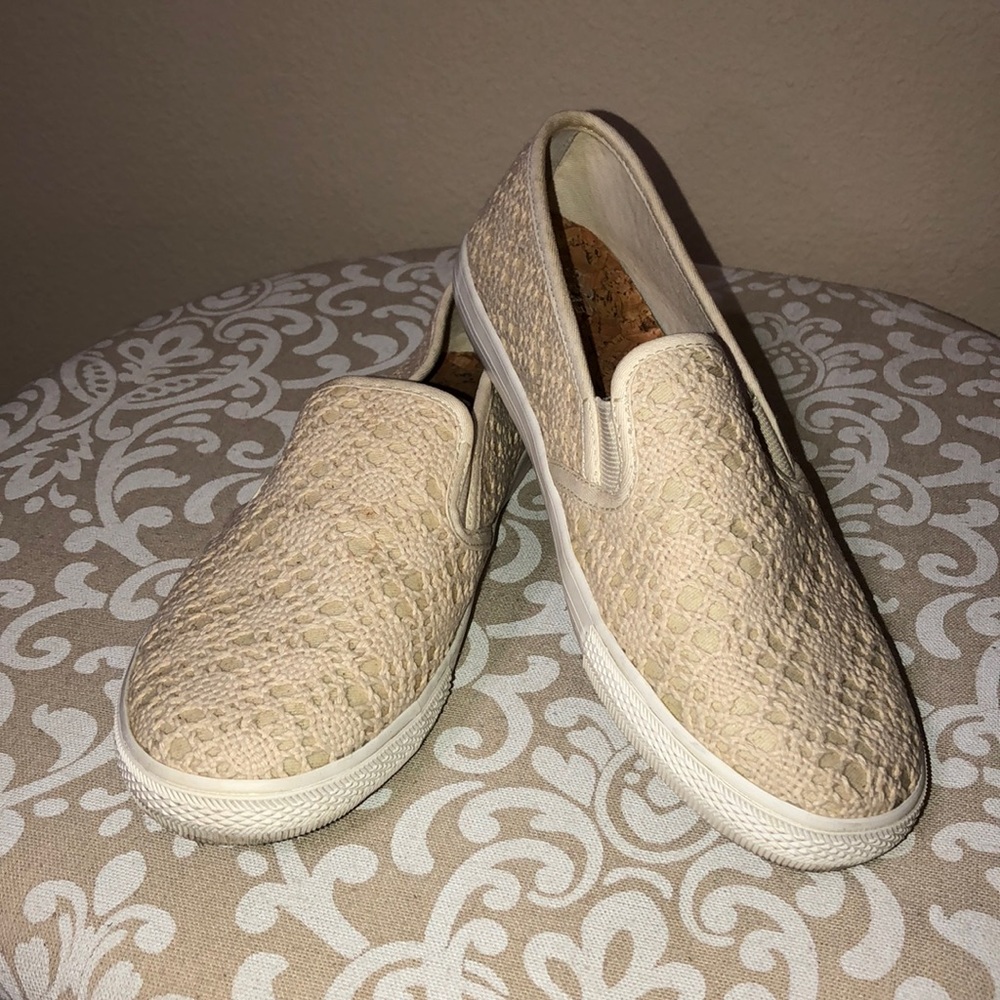 GB Gianni Bini Sneakers